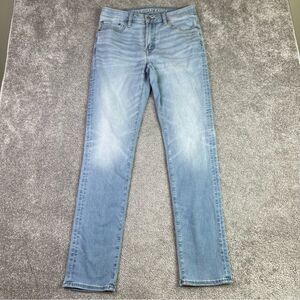 American Eagle Jeans Men’s 32X32 Blue Slim Straight  Mid-Rise Light Denim